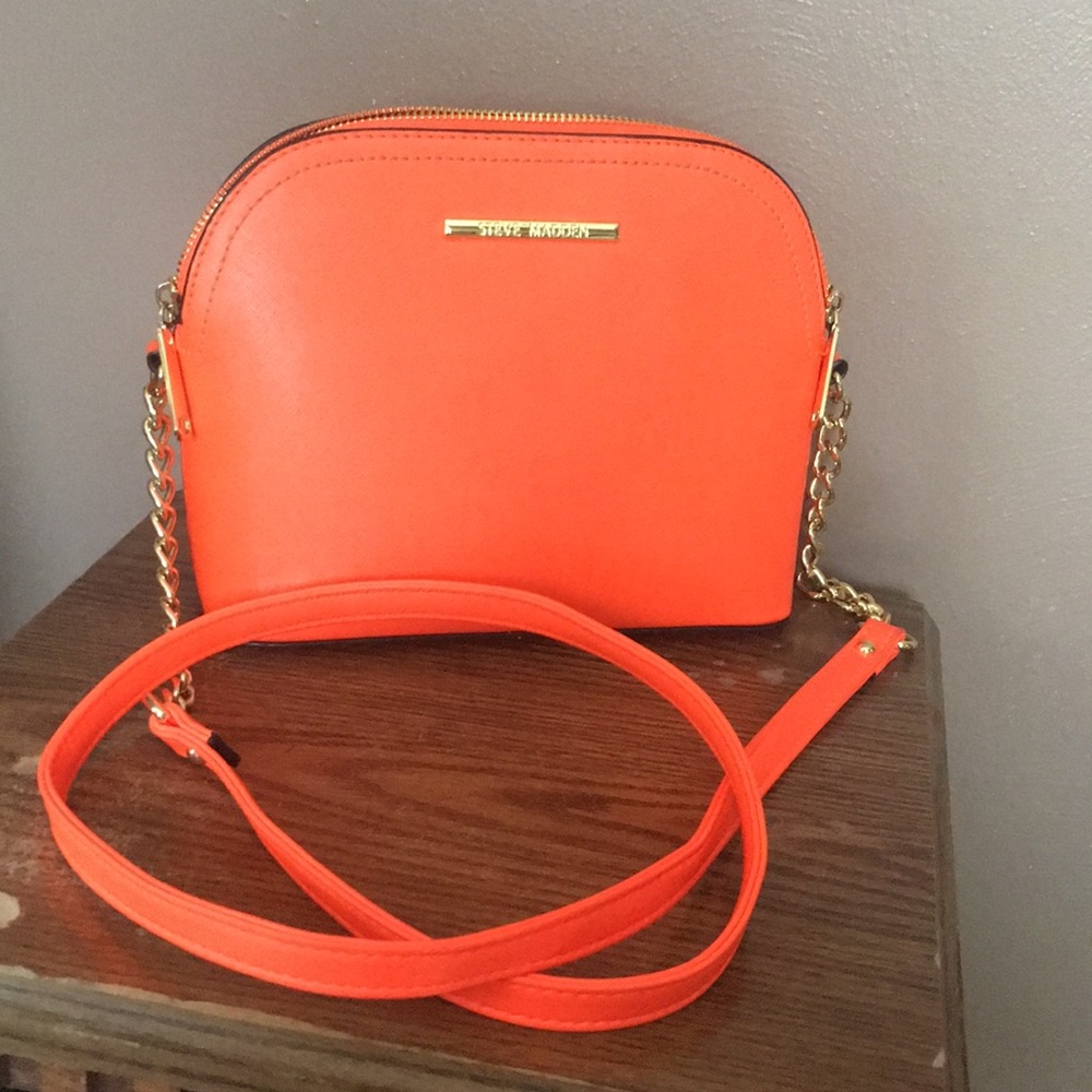 Steve Madden orange crossbody